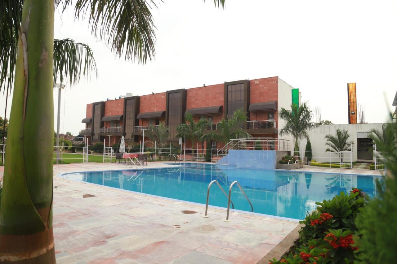 Hotel Sukhdeo Palace Gaya Εξωτερικό φωτογραφία