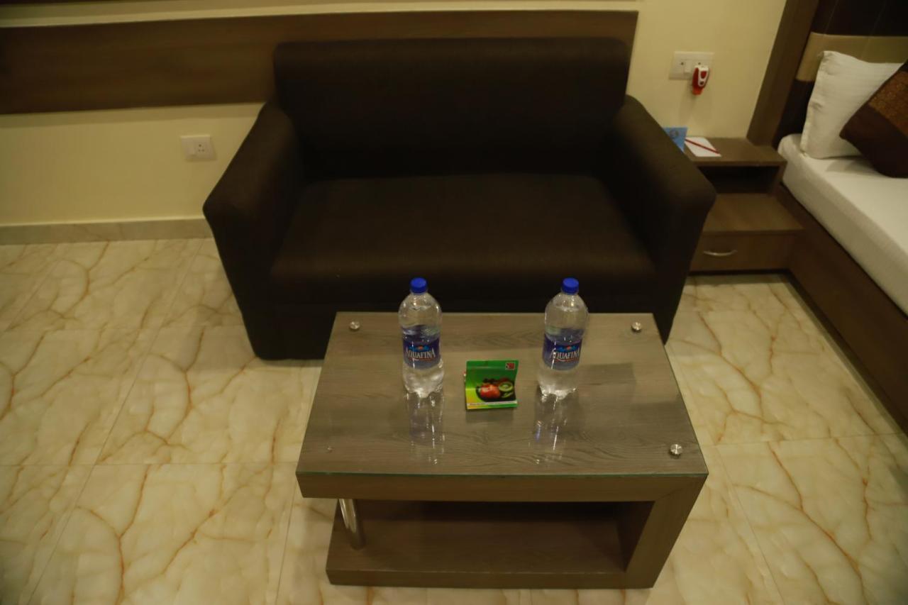 Hotel Sukhdeo Palace Gaya Εξωτερικό φωτογραφία
