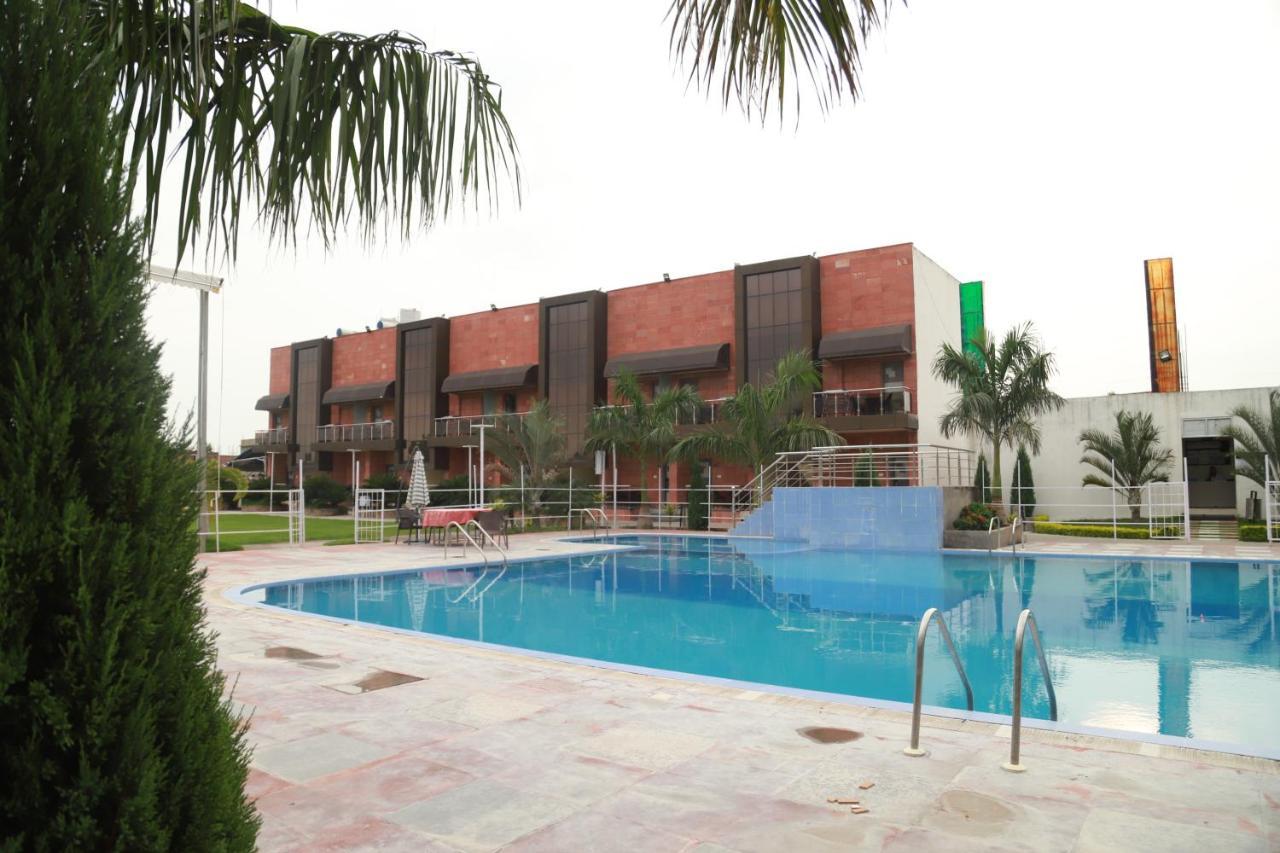 Hotel Sukhdeo Palace Gaya Εξωτερικό φωτογραφία